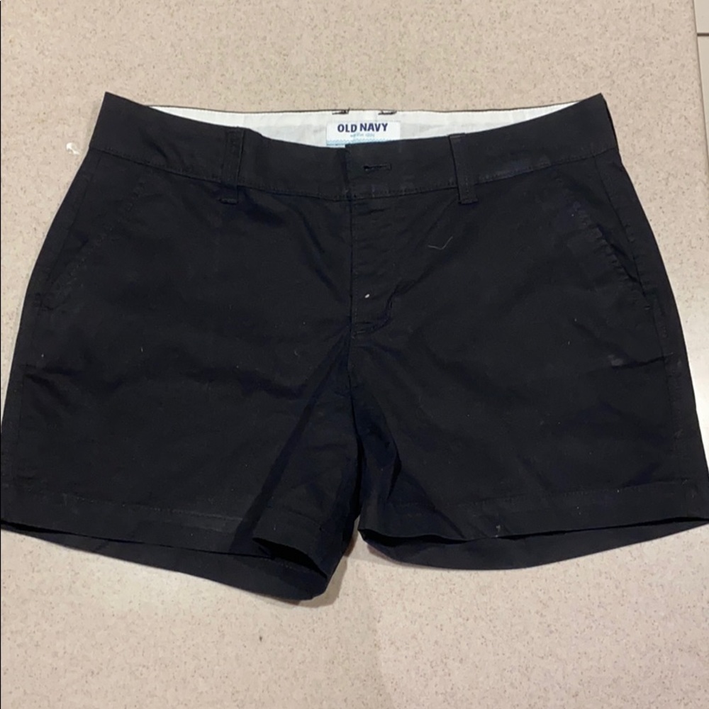 Black Old Navy Cargo Shorts